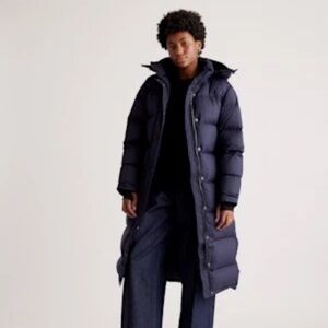 Quince Responsible Down Long Puffer Jacket with hood in Navy Medium